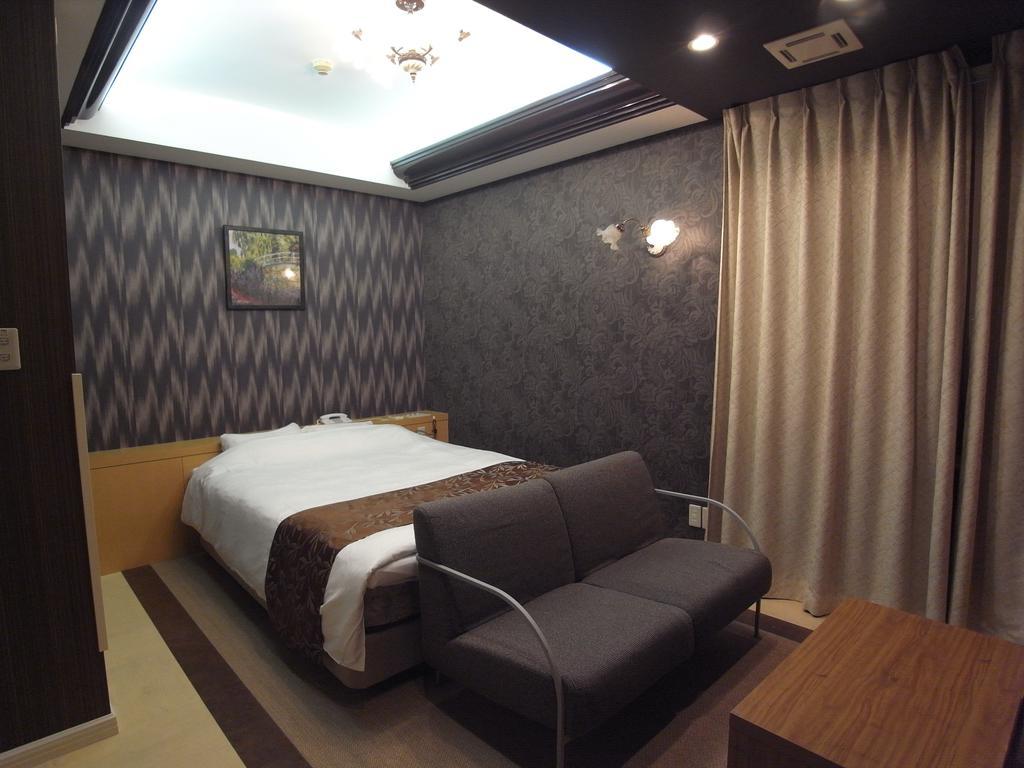 ホテル カルネヴァール 男塾ホテルグループ (Adults Only) Himeji Εξωτερικό φωτογραφία