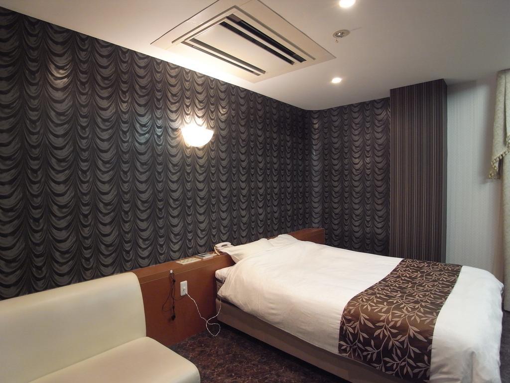 ホテル カルネヴァール 男塾ホテルグループ (Adults Only) Himeji Δωμάτιο φωτογραφία