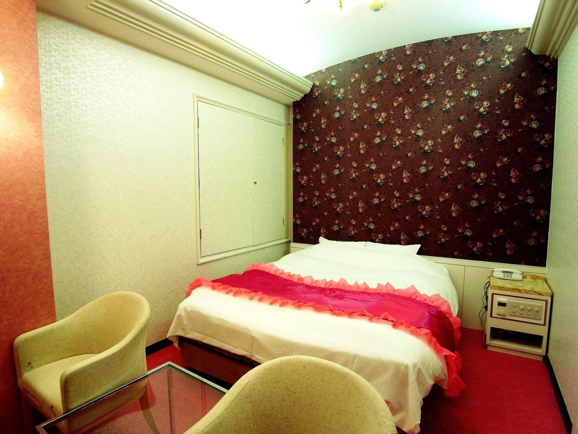 ホテル カルネヴァール 男塾ホテルグループ (Adults Only) Himeji Εξωτερικό φωτογραφία