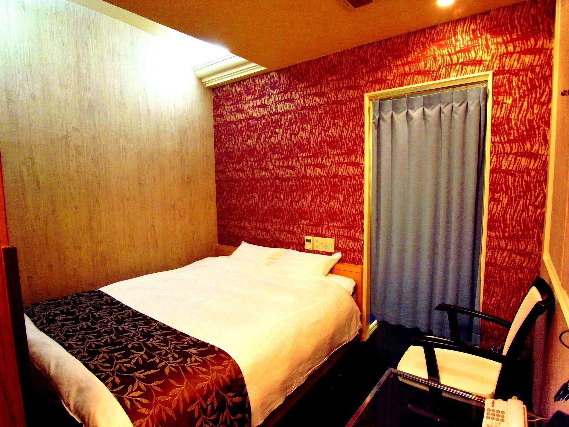 ホテル カルネヴァール 男塾ホテルグループ (Adults Only) Himeji Εξωτερικό φωτογραφία