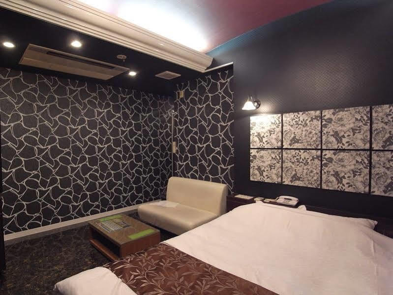 ホテル カルネヴァール 男塾ホテルグループ (Adults Only) Himeji Εξωτερικό φωτογραφία